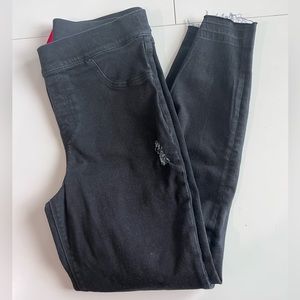 Woman’s Spanx Distressed Skinny Jeans